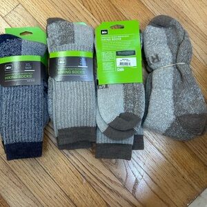 REI Men's Athletic Hiking Socks - walnut and navy